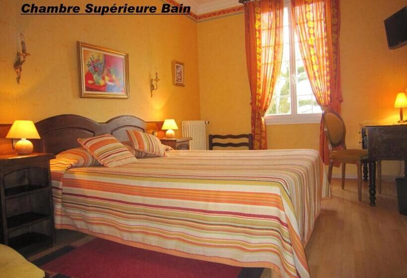 هتل Hostellerie De La Bouriane
