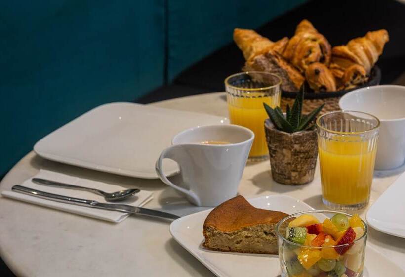 هتل Hôtel Bristol Union Intra Muros