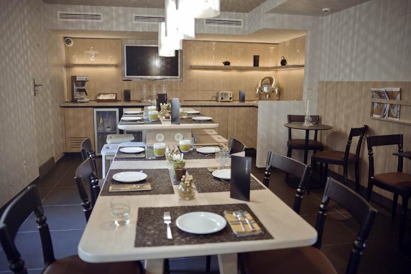 Fotos del hotel Hôtel Le Marcel Paris Gare De L'est:  6