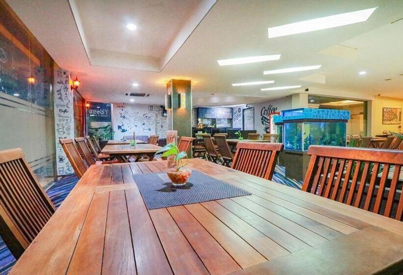هتل Marlin Pekalongan