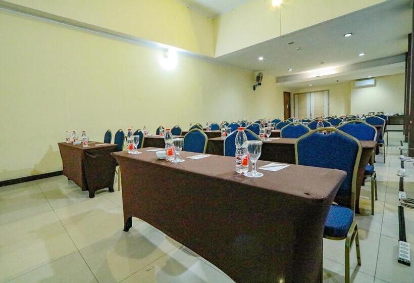 هتل Marlin Pekalongan