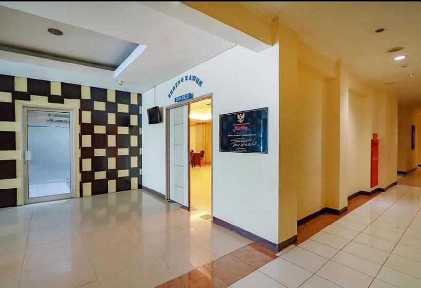 هتل Marlin Pekalongan