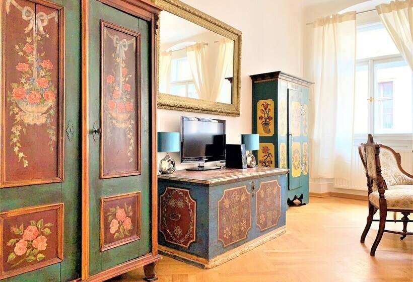 Fotos del hotel Small Luxury Palace Residence:  36