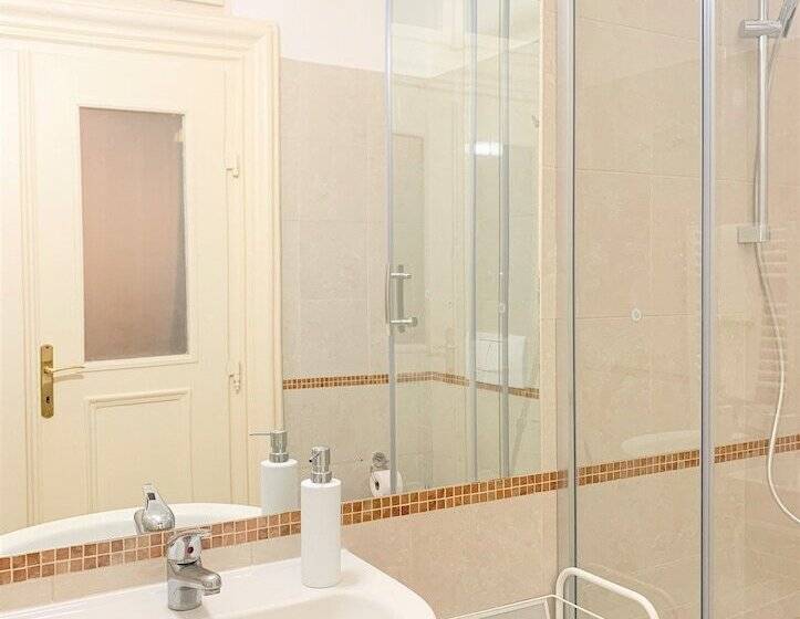 Fotos del hotel Small Luxury Palace Residence:  17