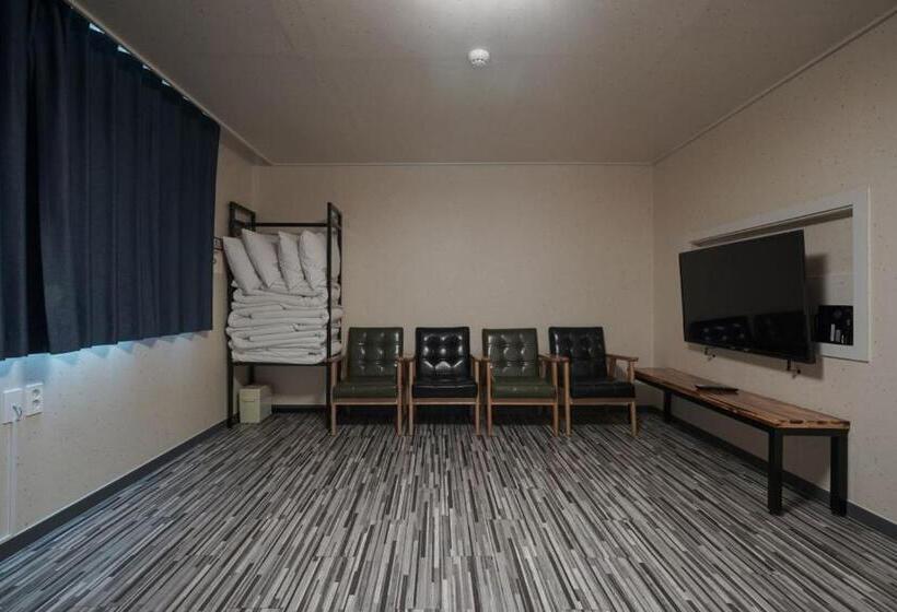 هتل Stay Pohang