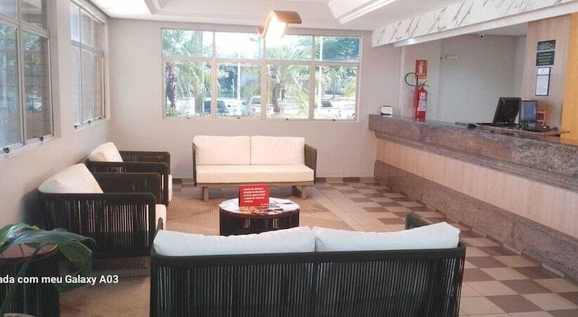 ホテル Victoria Plaza