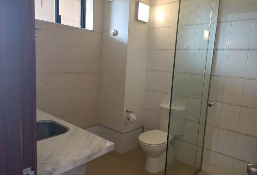 בית מלון כפרי Yanchep Inn