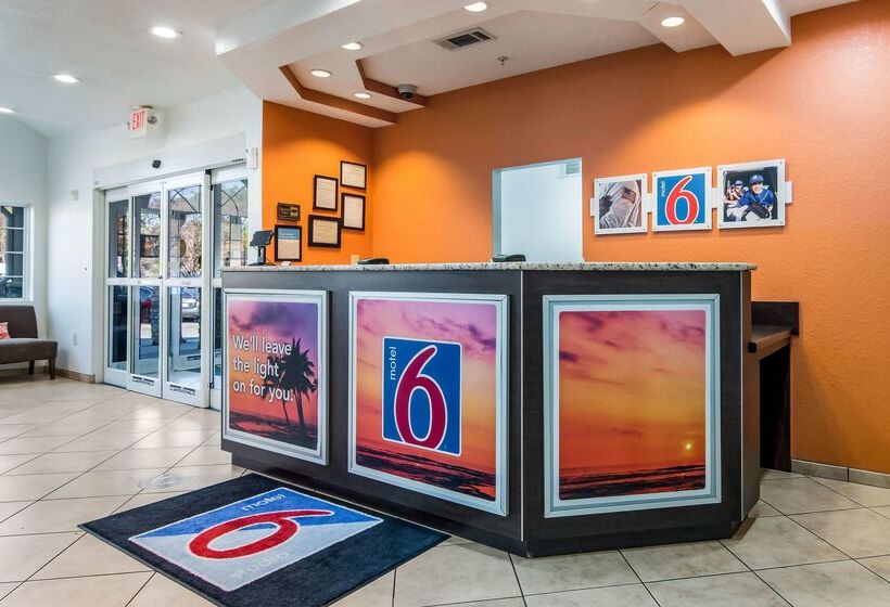 Motel 6 Canton, Ga