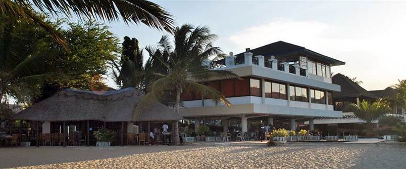 Beach Comber Hotel & Resort 