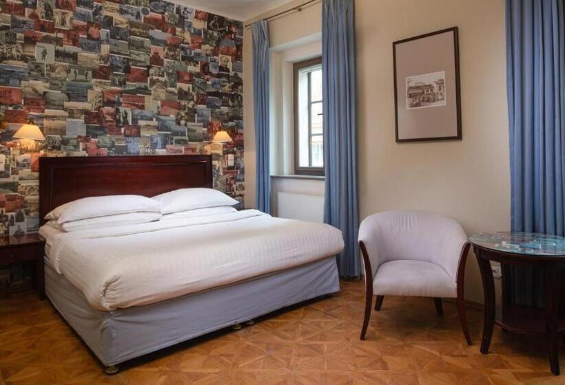 Fotos del hotel Orea Place Charles Bridge:  10