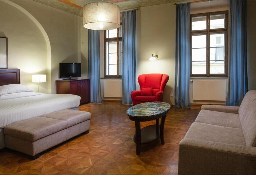 Fotos del hotel Orea Place Charles Bridge:  16
