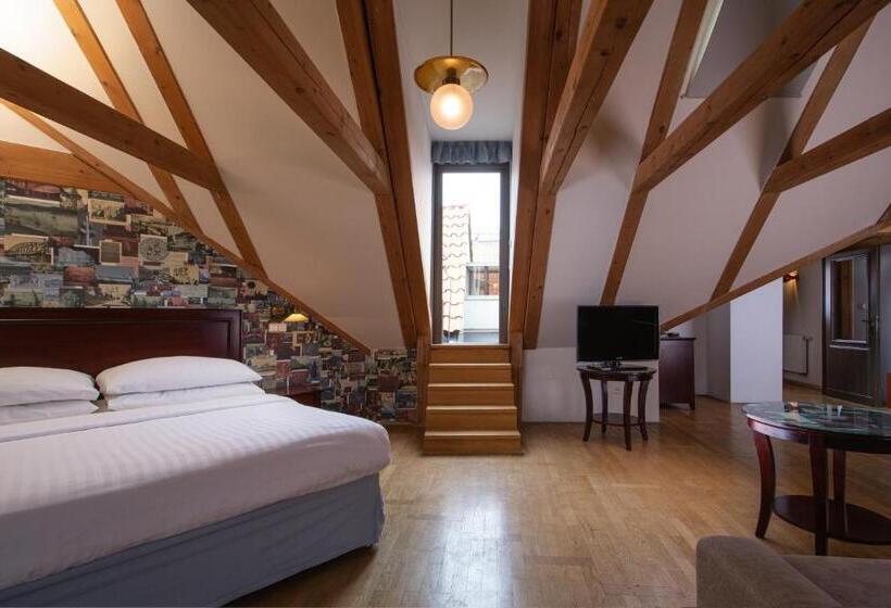 Fotos del hotel Orea Place Charles Bridge:  6
