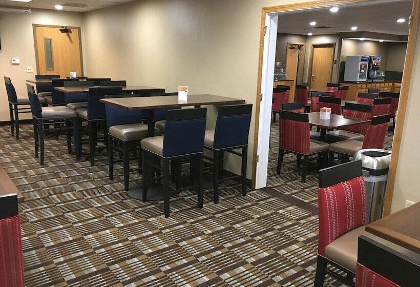 Comfort Suites Hotel And Conference Center