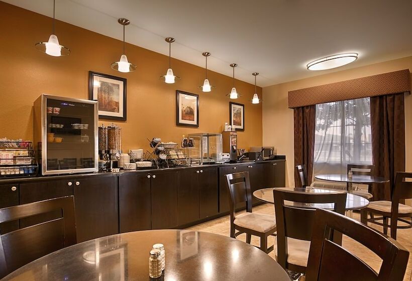 בית מלון כפרי Best Western Plus Deridder Inn & Suites
