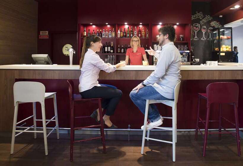 هتل Campanile  Wroclaw Centrum