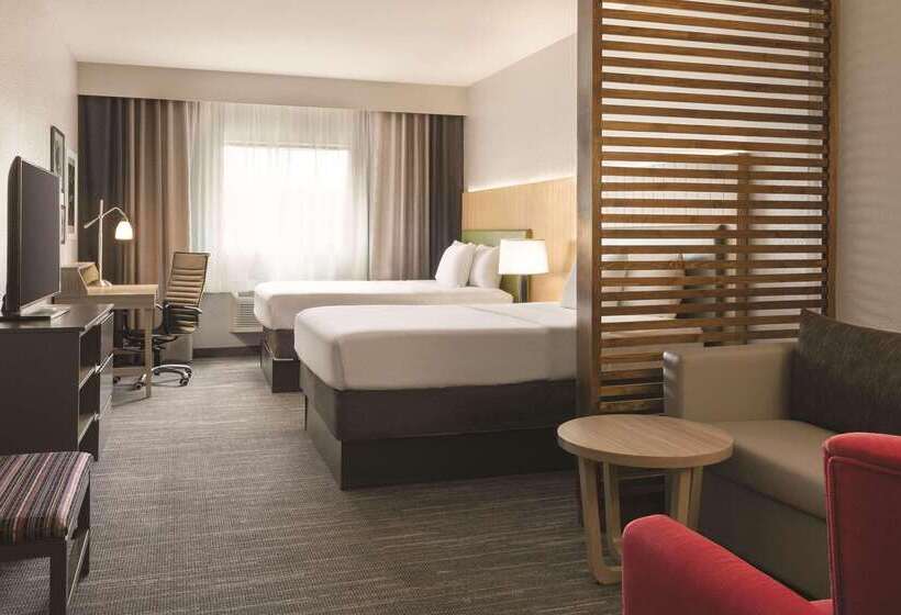 هتل Country Inn & Suites By Radisson, Byram Jackson South, Ms