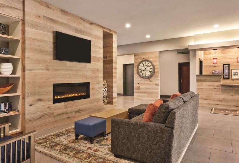 هتل Country Inn & Suites By Radisson, Byram Jackson South, Ms