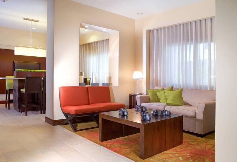هتل Courtyard By Marriott Port Of Spain