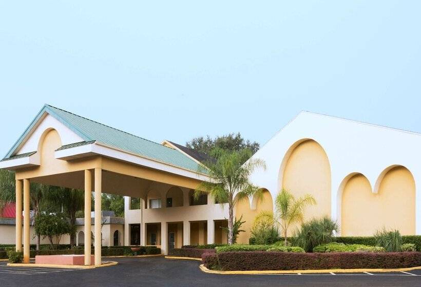 فندق Days Inn By Wyndham Crystal River