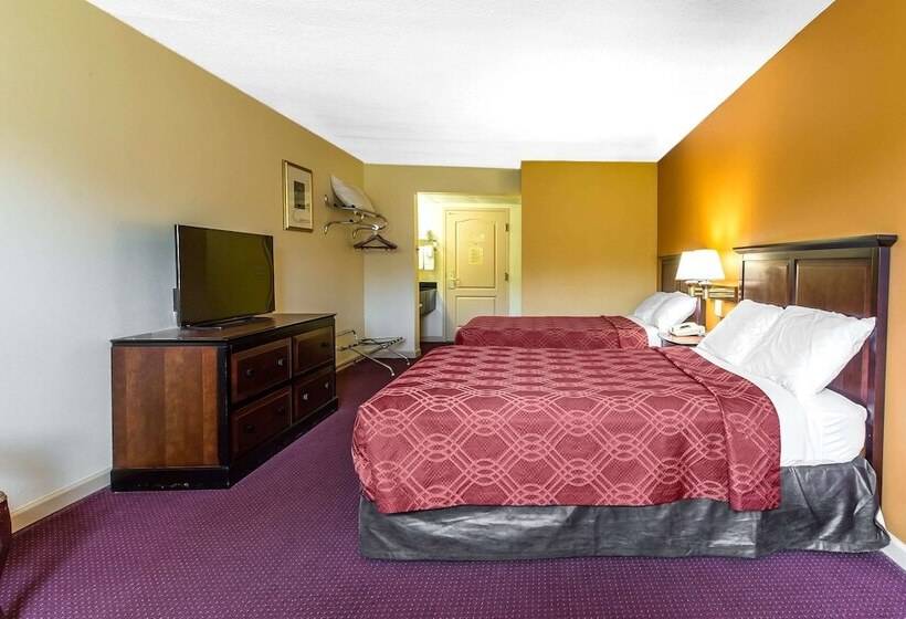 فندق Econo Lodge At Six Flags