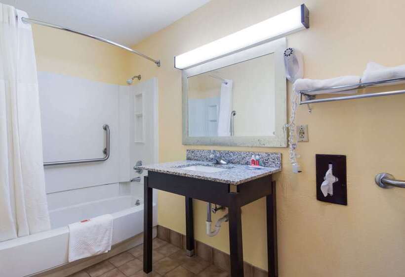 فندق Econo Lodge Battleboro  Rocky Mount I95
