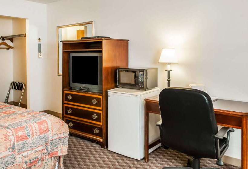 Отель Econo Lodge