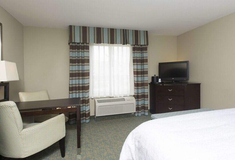 בית מלון כפרי Hampton Inn & Suites Crawfordsville