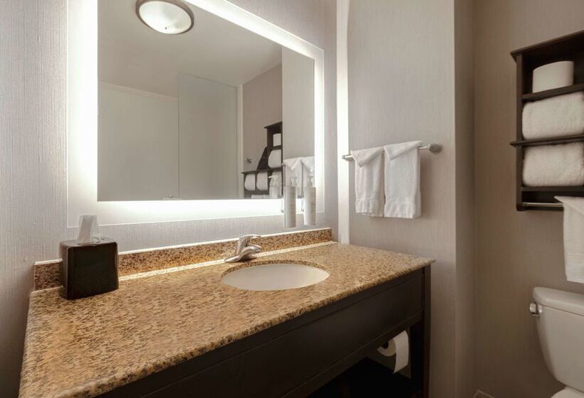 בית מלון כפרי Hampton Inn & Suites San Luis Obispo
