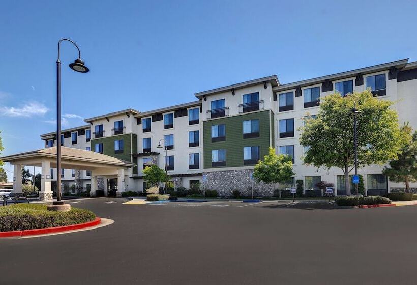 בית מלון כפרי Hampton Inn & Suites San Luis Obispo