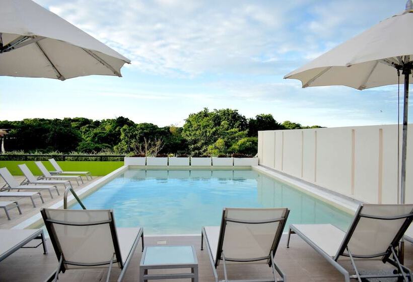 בית מלון כפרי Hampton Inn By Hilton Ciudad Del Carmen Campeche