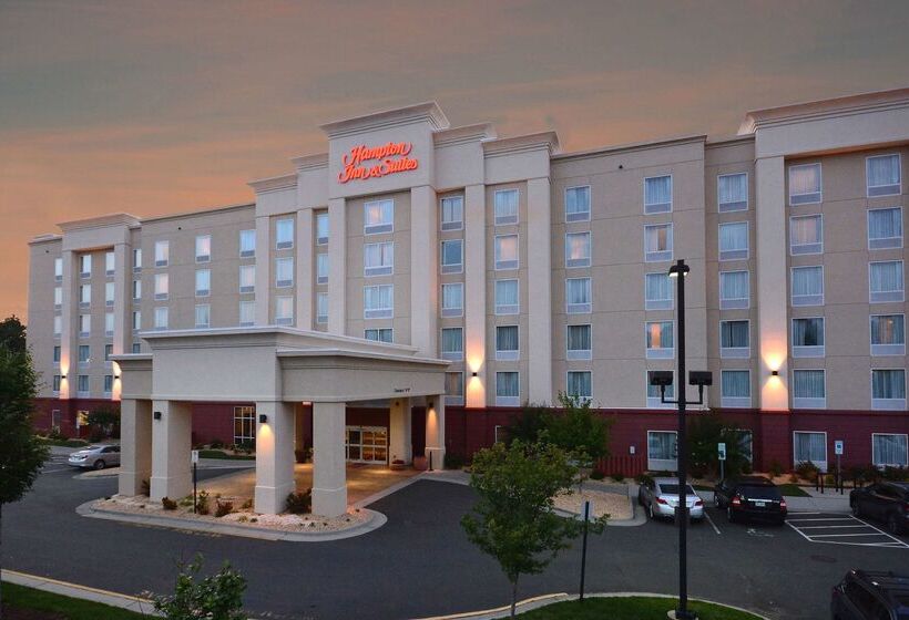 هتل Hampton Inn & Suites Durham/north I85