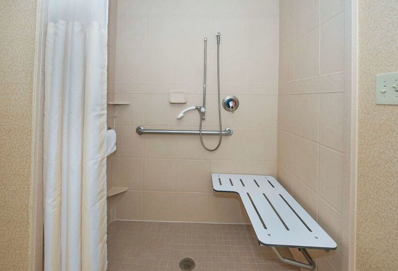 هتل Hilton Garden Inn Columbia Northeast