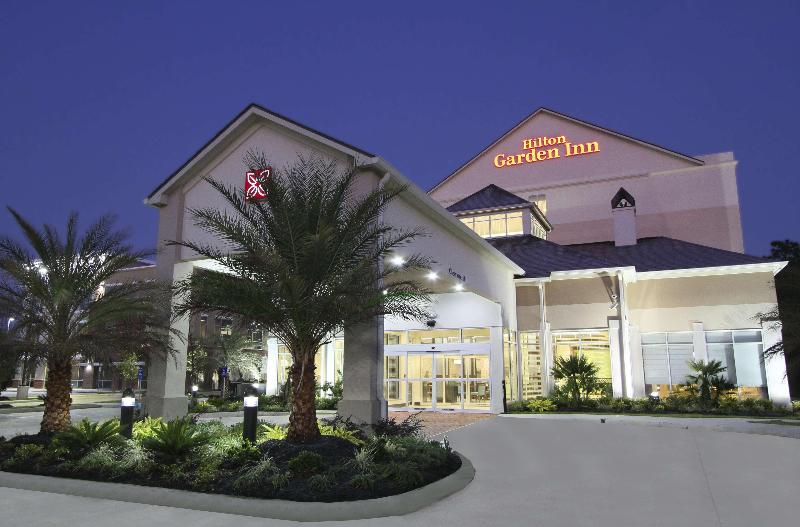 هتل Hilton Garden Inn Covington Mandeville