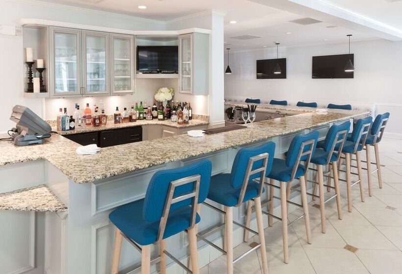 هتل Hilton Garden Inn Frisco