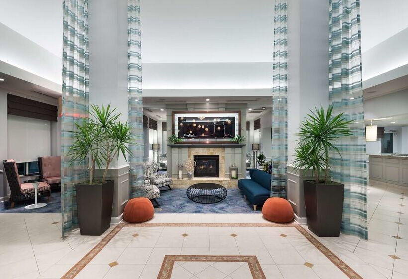 هتل Hilton Garden Inn Frisco