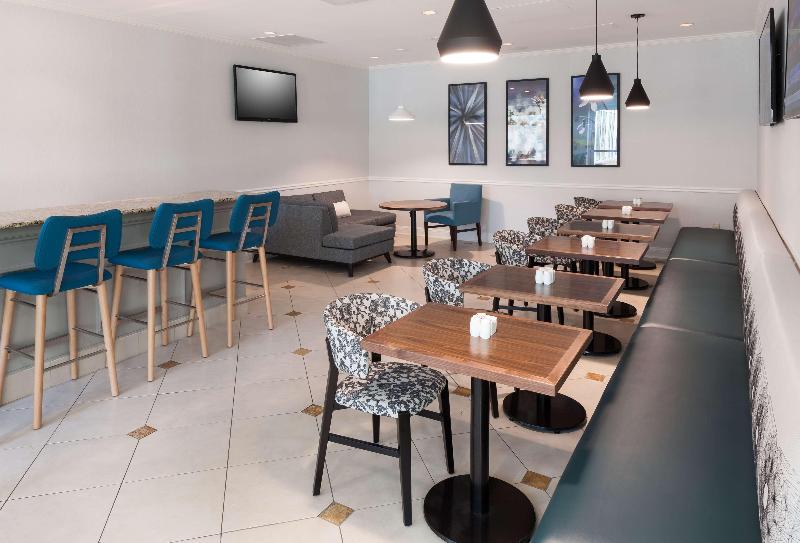 هتل Hilton Garden Inn Frisco