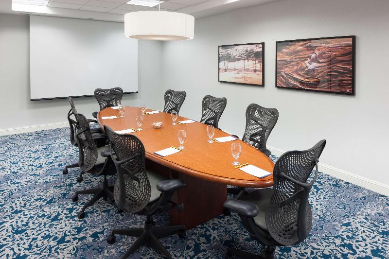 هتل Hilton Garden Inn Frisco