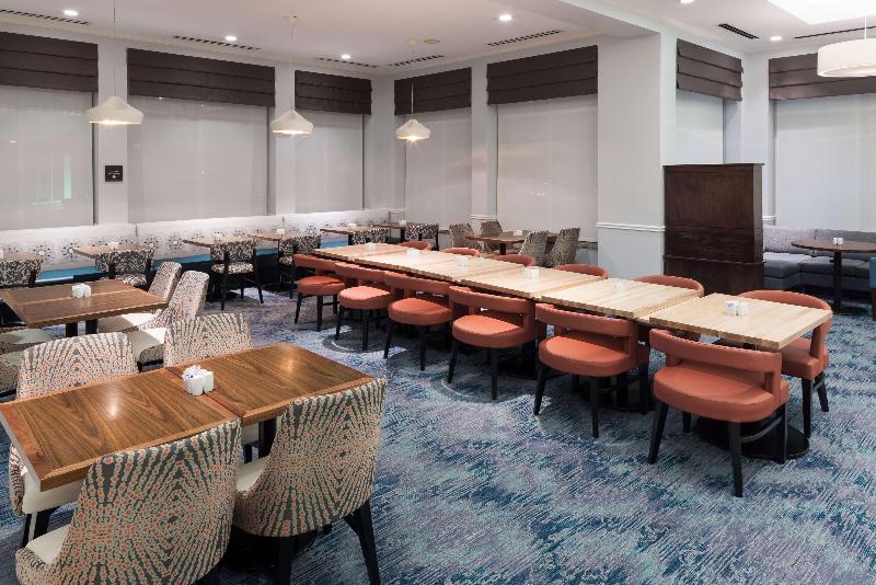 هتل Hilton Garden Inn Frisco