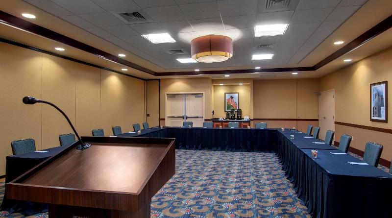 هتل Hilton Garden Inn Fort Worth Medical Center