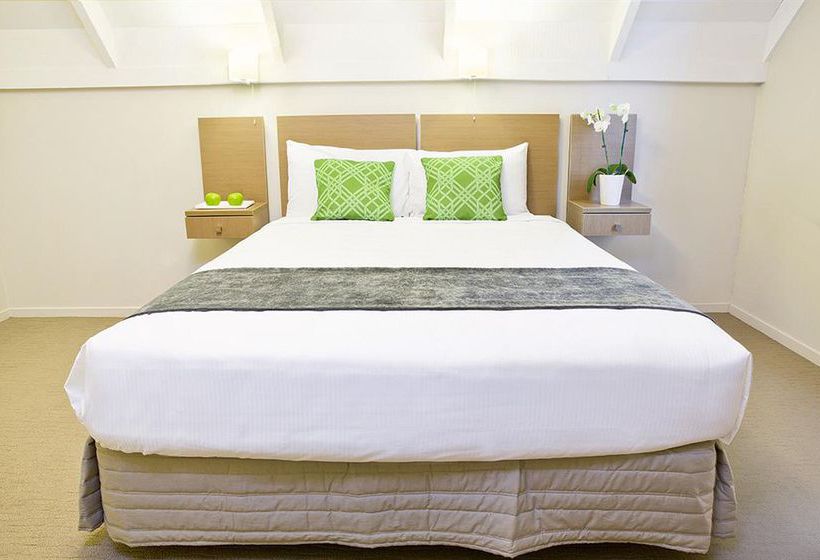 בית מלון כפרי Lake Rotorua