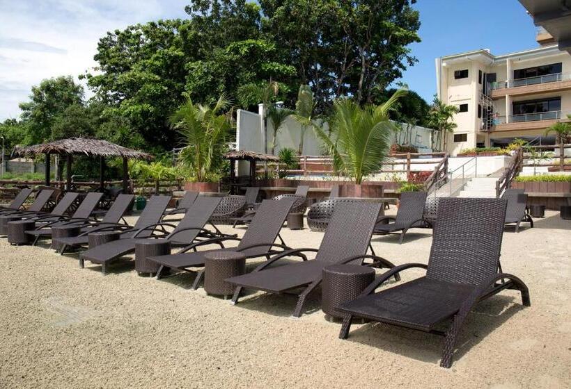 هتل Palmbeach Resort & Spa Mactan, Cebu