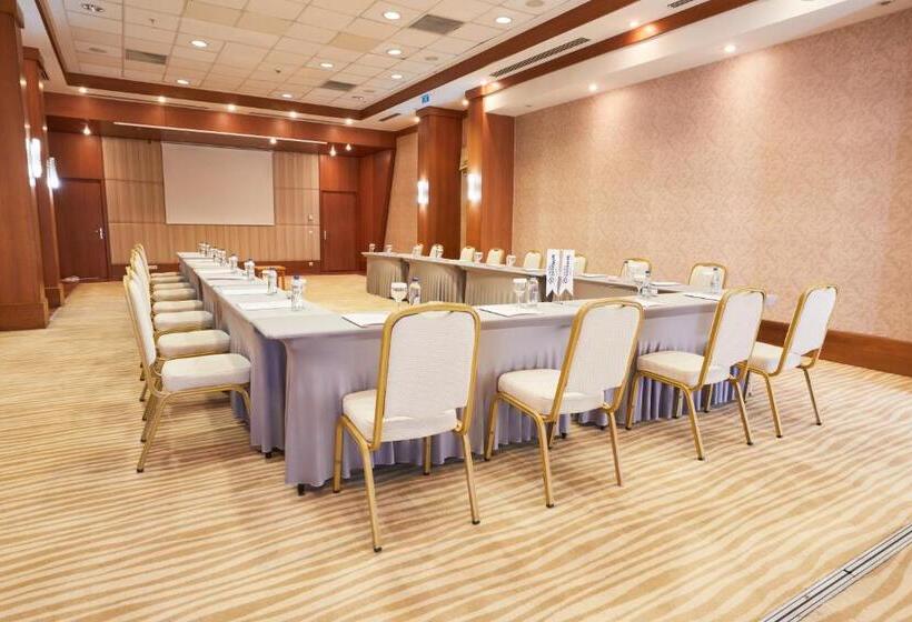 هتل Park Dedeman Denizli