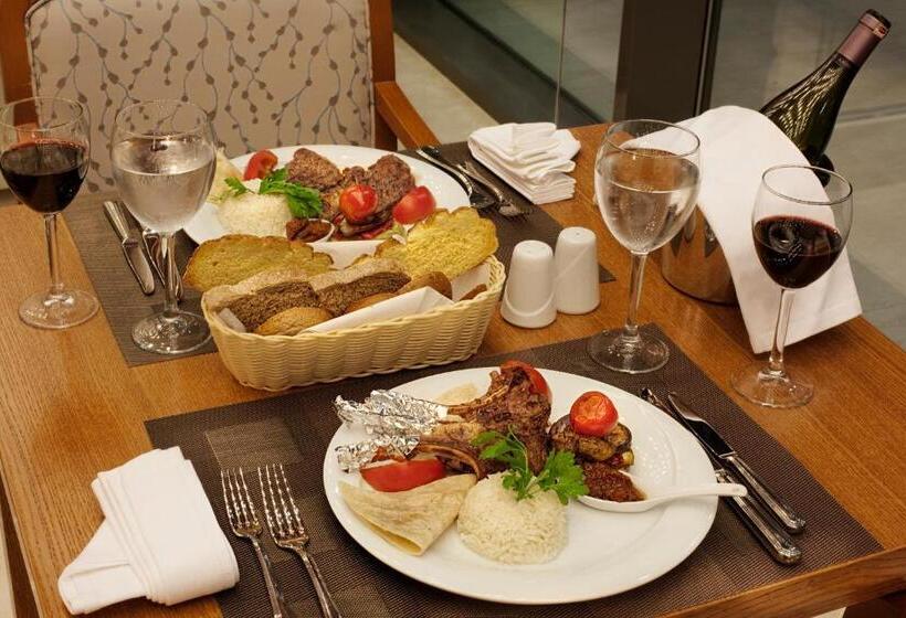 هتل Park Dedeman Denizli