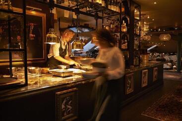 هتل Pigalle