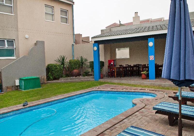 ホテル Long Beach Lodge