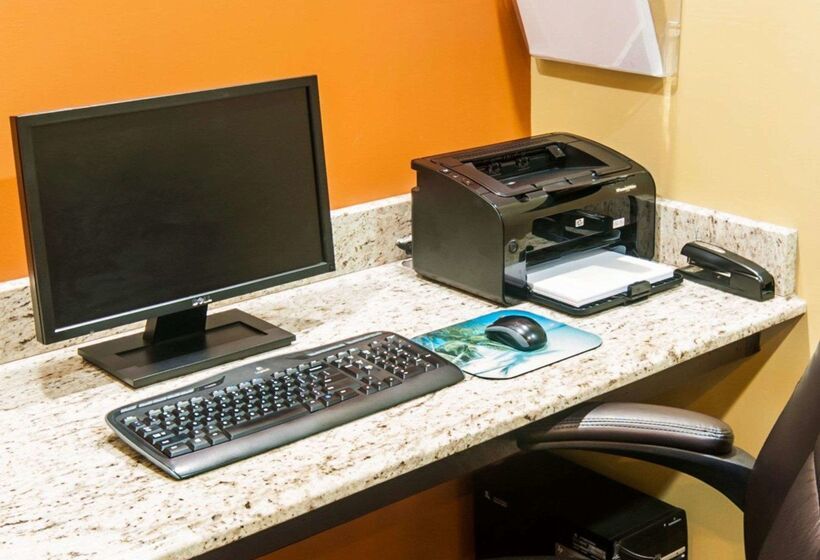 هتل Quality Inn Near Chico State
