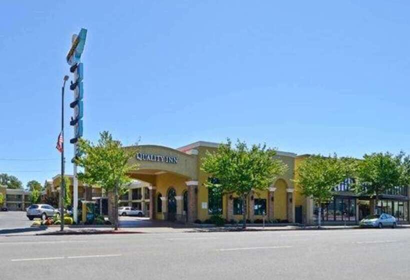 هتل Quality Inn Near Chico State
