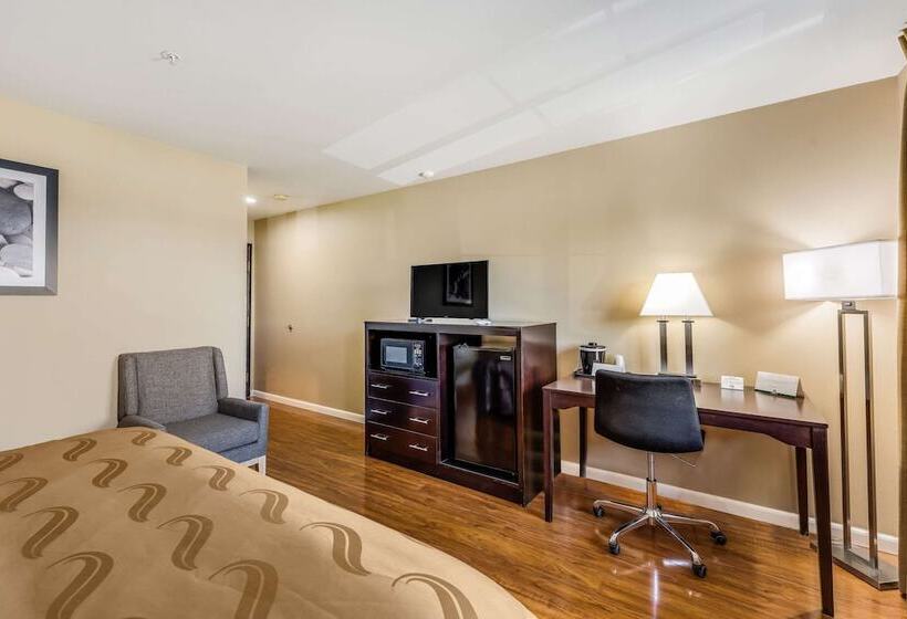 هتل Quality Inn Cle Elum Ellensburg