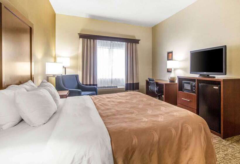 בית מלון כפרי Quality Suites