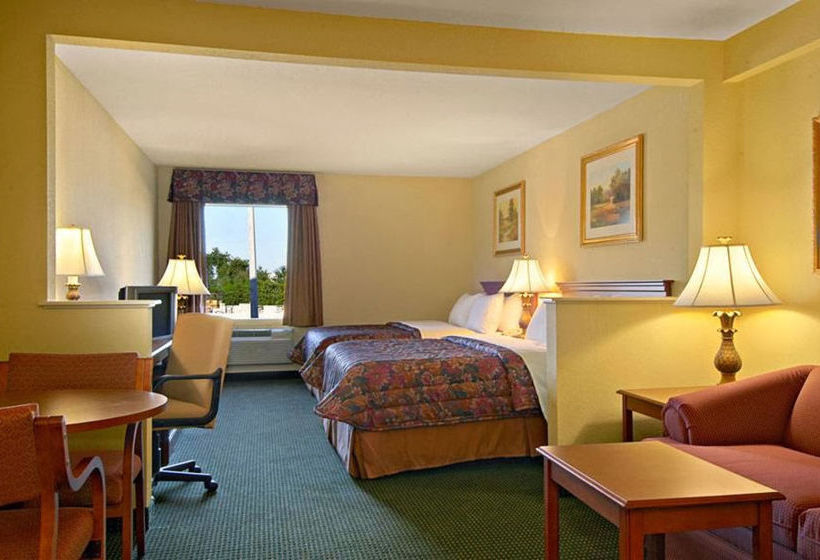 Hotel Regency Inn and Suites